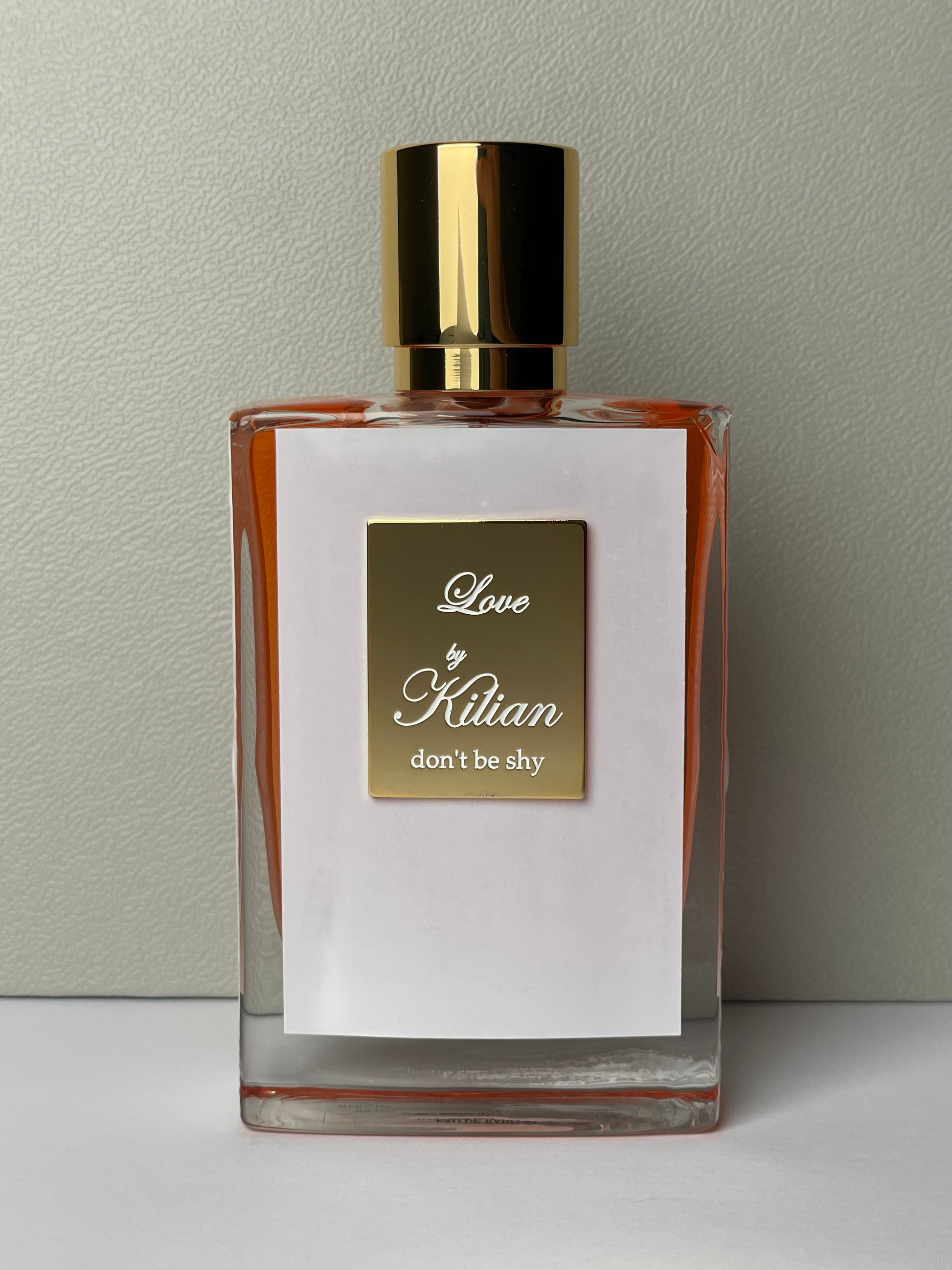 Flacon Love, don't be shy Parfum by Kilian Paris Envoûtant Inoubliable Néroli Fleur d'Oranger Guimauve