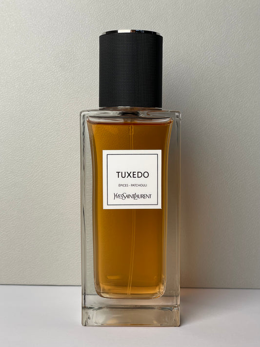 Flacon Tuxedo Parfum Yves Saint Laurent 125mL Oriental Épices Poivre noir Patchouli fumé Cardamome Accord d'ambre gris
