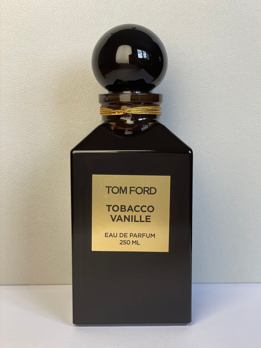 Tobacco Vanille Parfum Tom Ford Private Blend Eau de Parfum 250mL Olivier Gillotin Intense Puissant Tabac Vanille Tonka